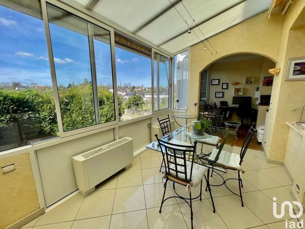 Photo 8 - Commerce à SAINTE-MAURE-DE-TOURAINE