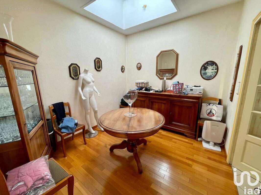 Photo 9 - Commerce à SAINTE-MAURE-DE-TOURAINE