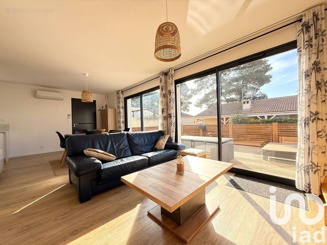 Photo 1 - Maison à SAINTE-MARIE