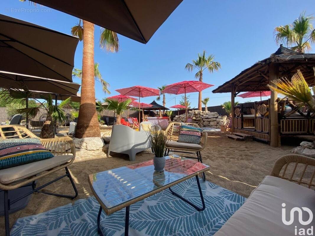 Photo 1 - Commerce à MONTBAZON