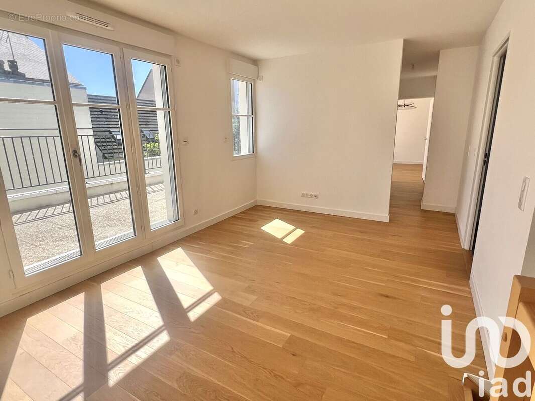 Photo 2 - Appartement à MAISONS-LAFFITTE
