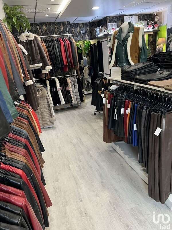 Photo 3 - Commerce à TOURS