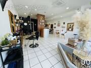 Photo 1 - Commerce à LA RICHE