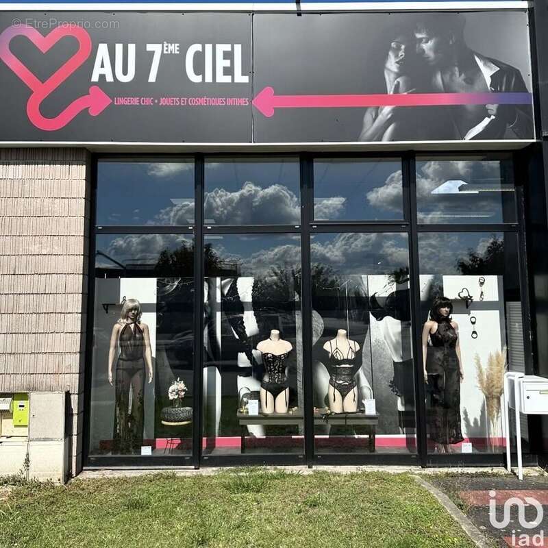 Photo 2 - Commerce à TOURS