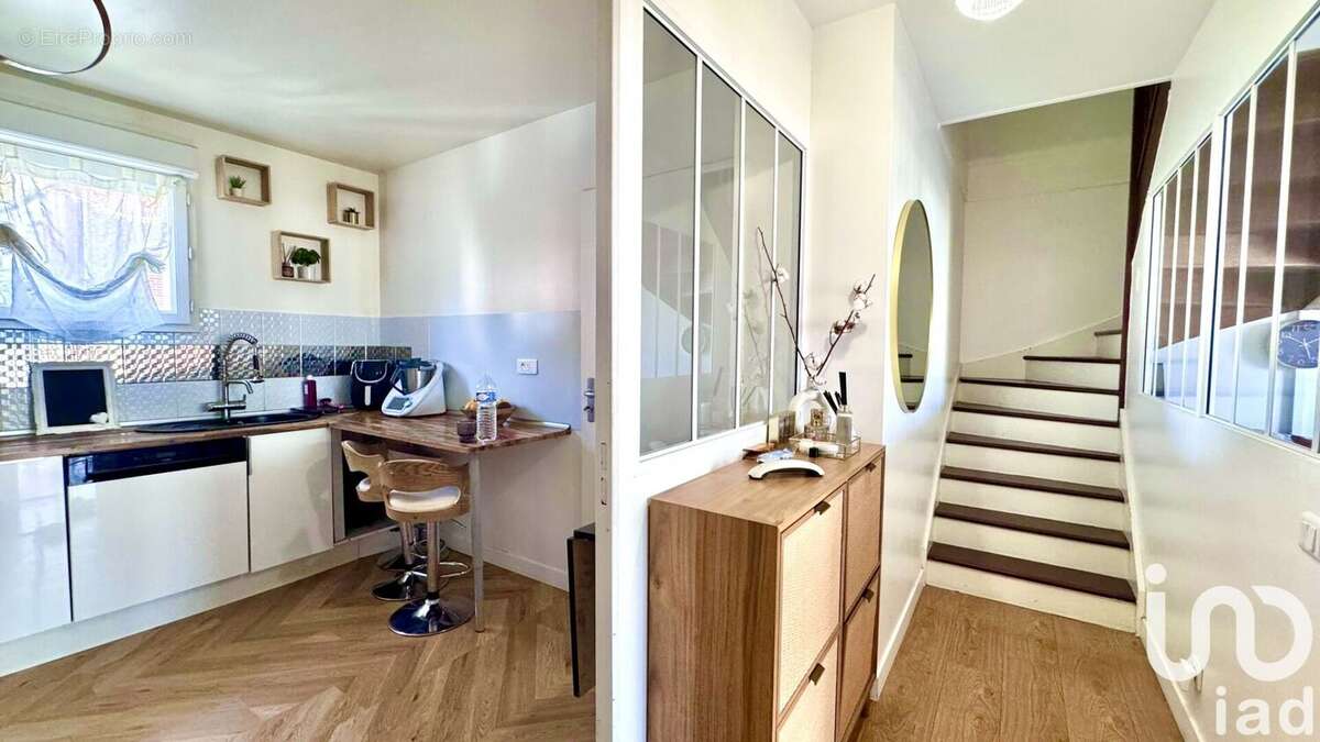 Photo 5 - Appartement à MONTIGNY-LES-CORMEILLES