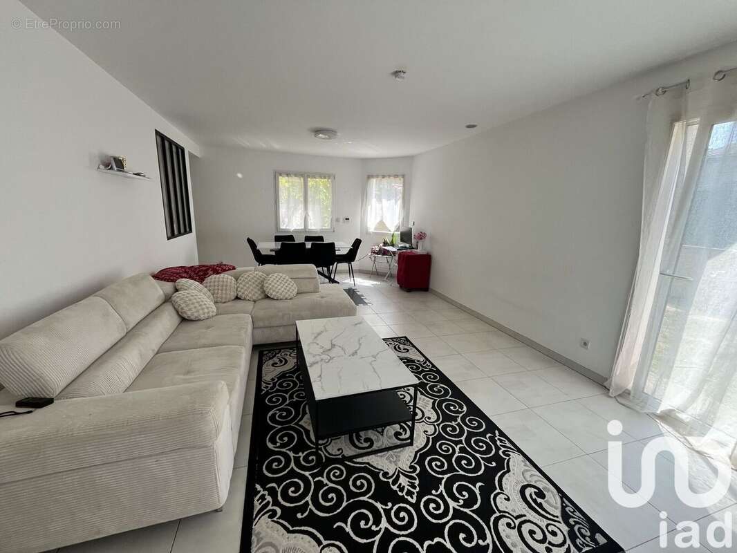 Photo 5 - Maison à LIVRON-SUR-DROME