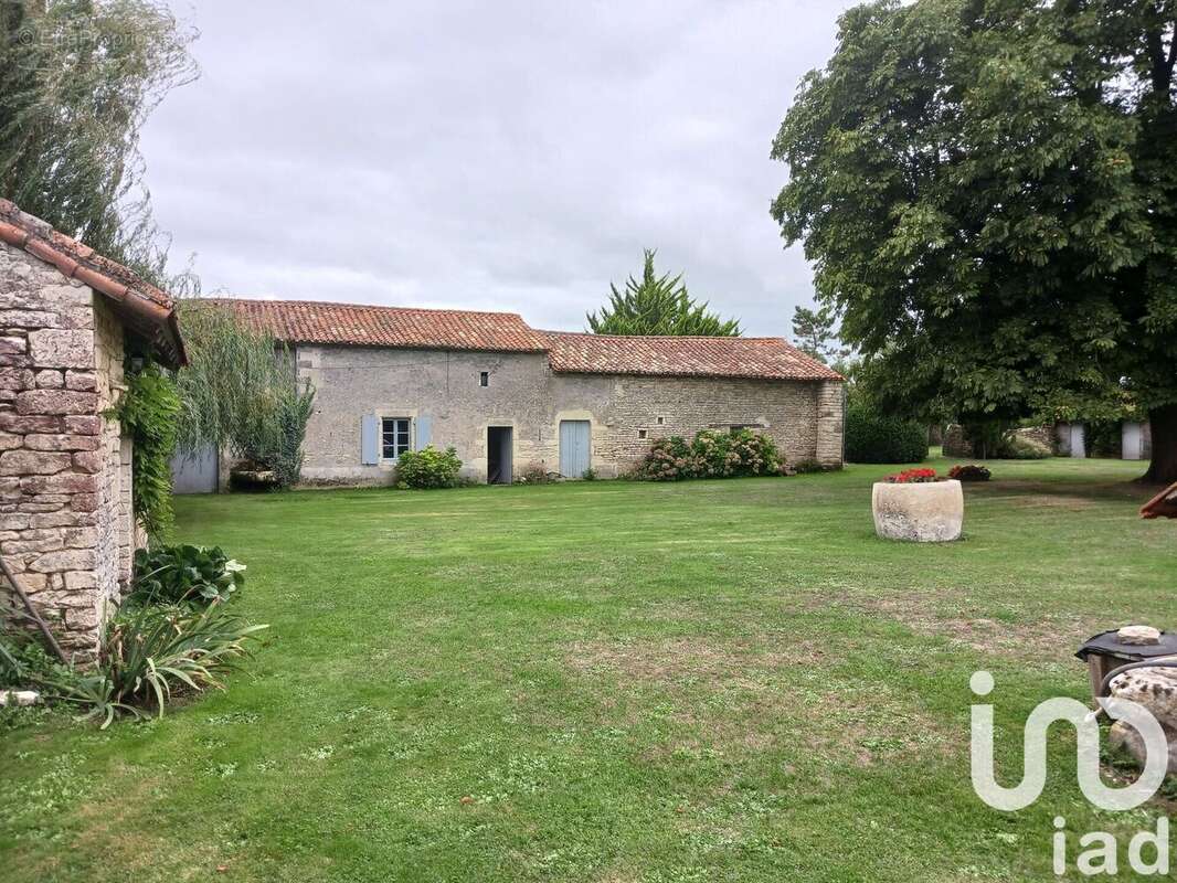 Photo 3 - Maison à MAISONNEUVE