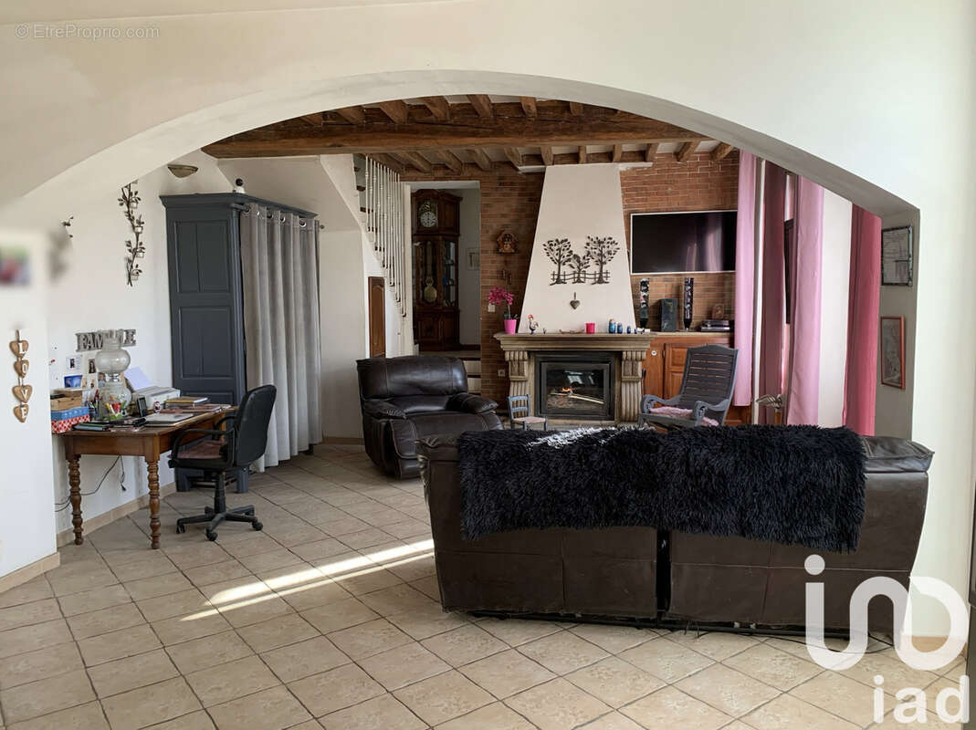 Photo 3 - Maison à THORIGNY-SUR-OREUSE