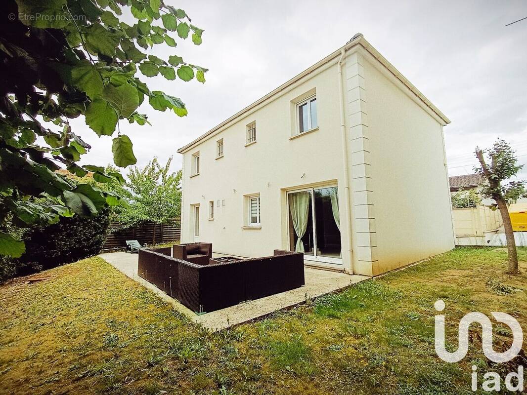 Photo 1 - Maison à MORANGIS