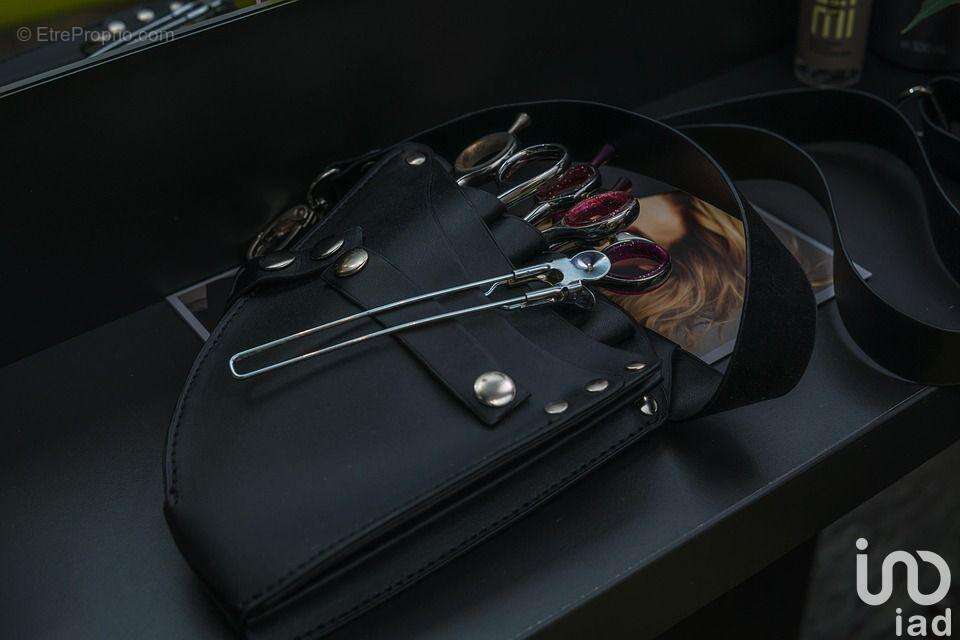 Photo 2 - Commerce à LA GRAND-CROIX