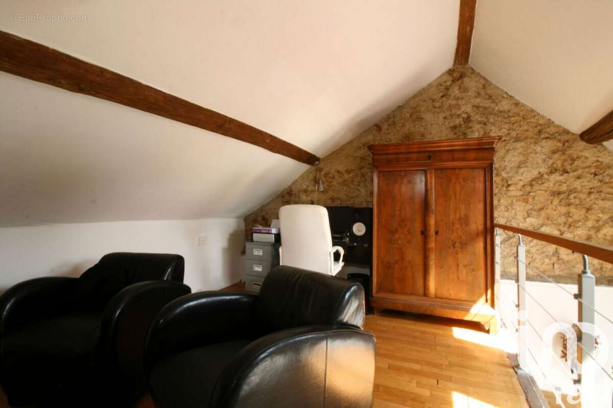 Photo 2 - Maison à VERT-LE-PETIT