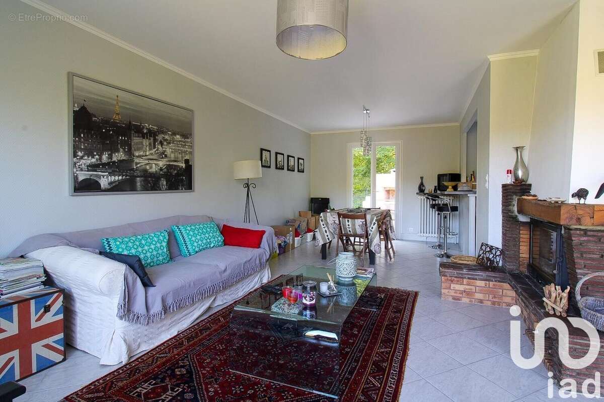 Photo 3 - Maison à SAINT-HILAIRE-LES-ANDRESIS