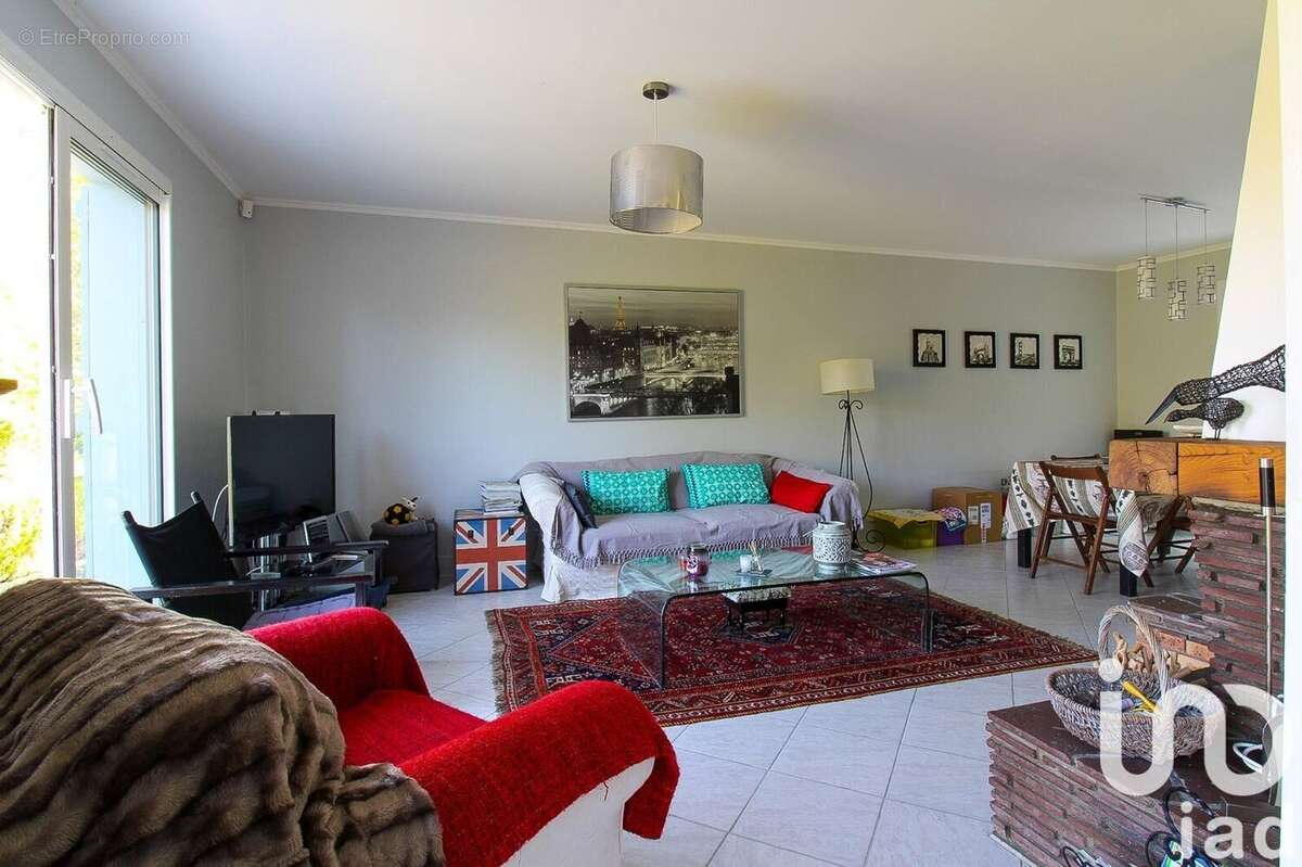 Photo 4 - Maison à SAINT-HILAIRE-LES-ANDRESIS