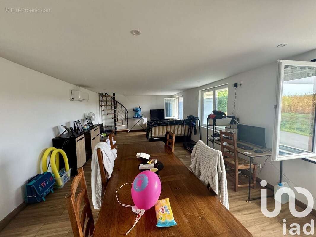 Photo 8 - Maison à REIGNAC