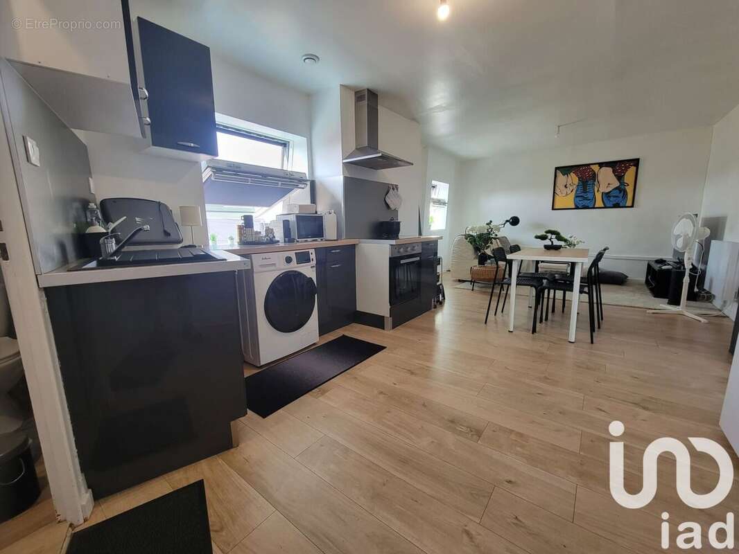 Photo 3 - Appartement à SAINT-ETIENNE-DU-ROUVRAY