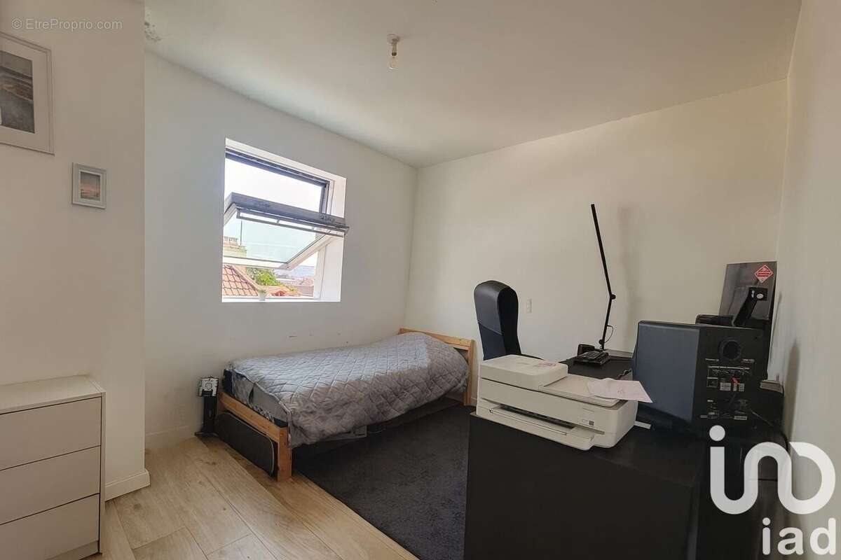 Photo 5 - Appartement à SAINT-ETIENNE-DU-ROUVRAY