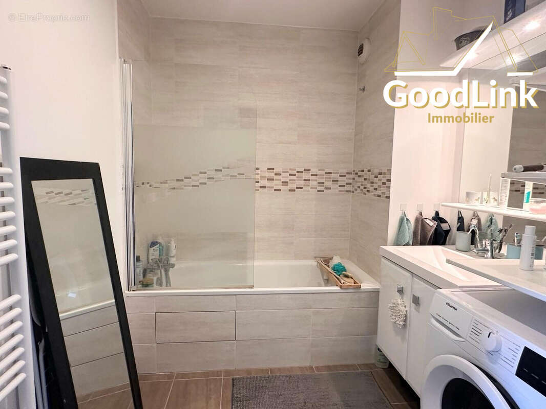 Appartement à MENNECY