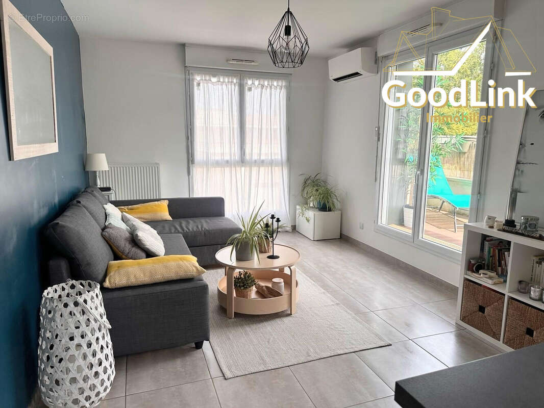 Appartement à MENNECY