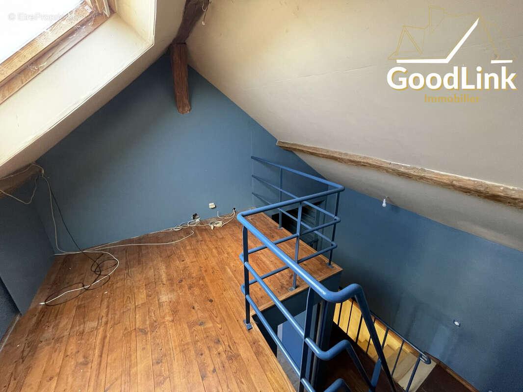 Maison à FONTENAY-LE-VICOMTE