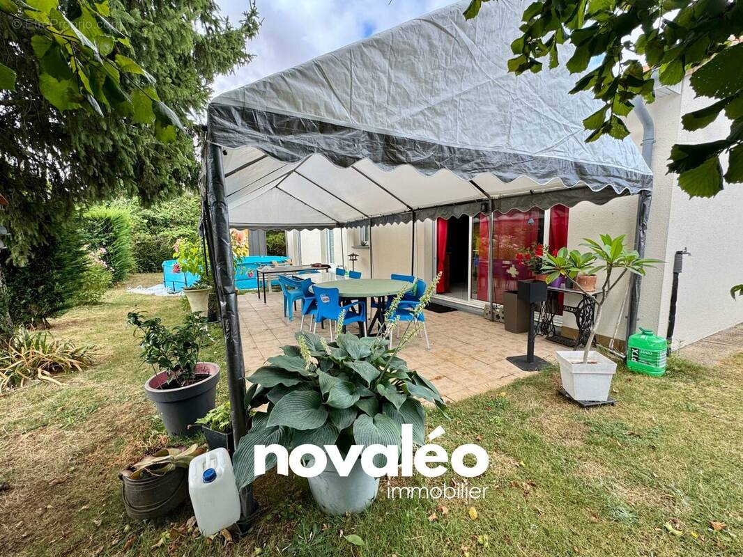 Maison à NIEUIL-L&#039;ESPOIR