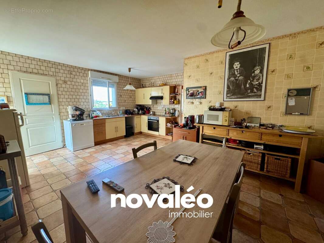 Maison à NIEUIL-L&#039;ESPOIR