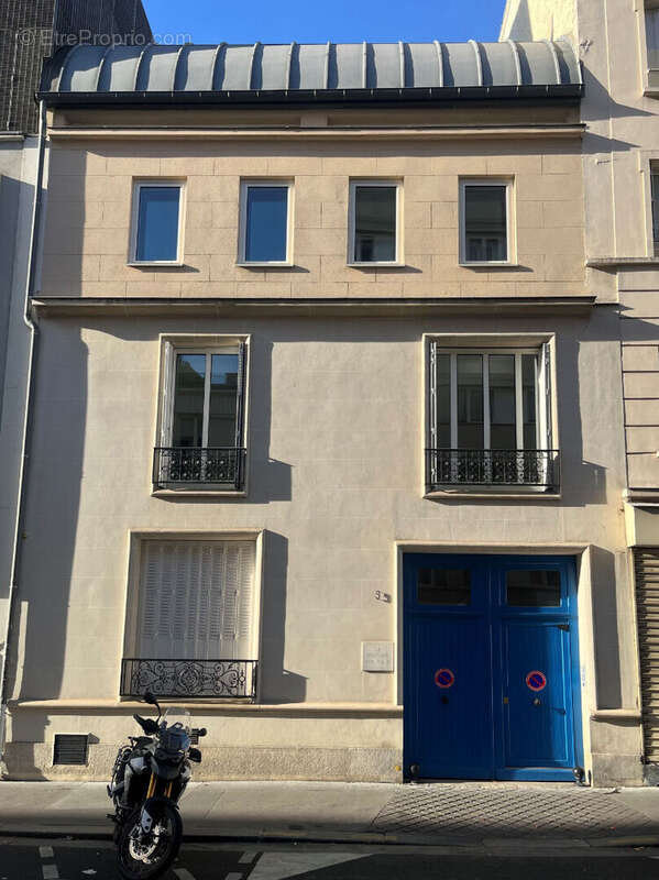 Maison à PARIS-16E