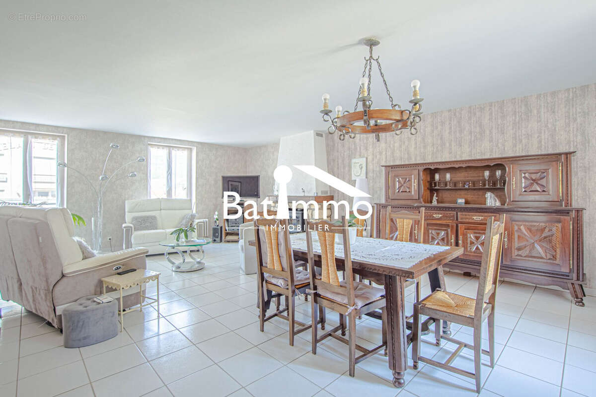 Maison à CORNY-SUR-MOSELLE