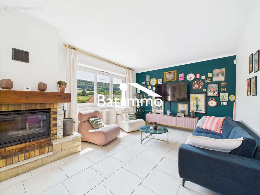 Maison à BAYONVILLE-SUR-MAD