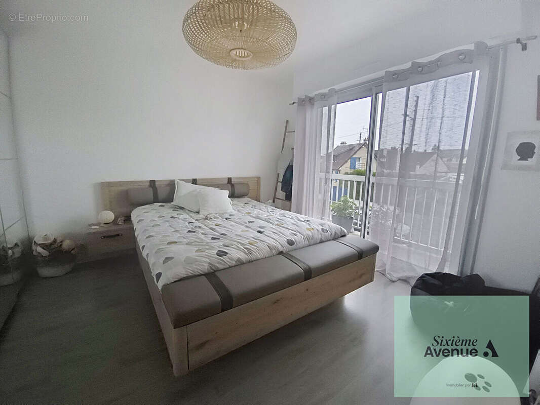 Appartement à OUISTREHAM