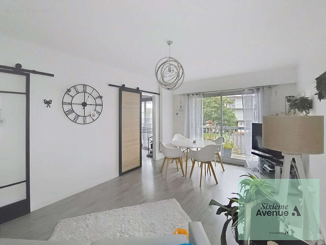 Appartement à OUISTREHAM