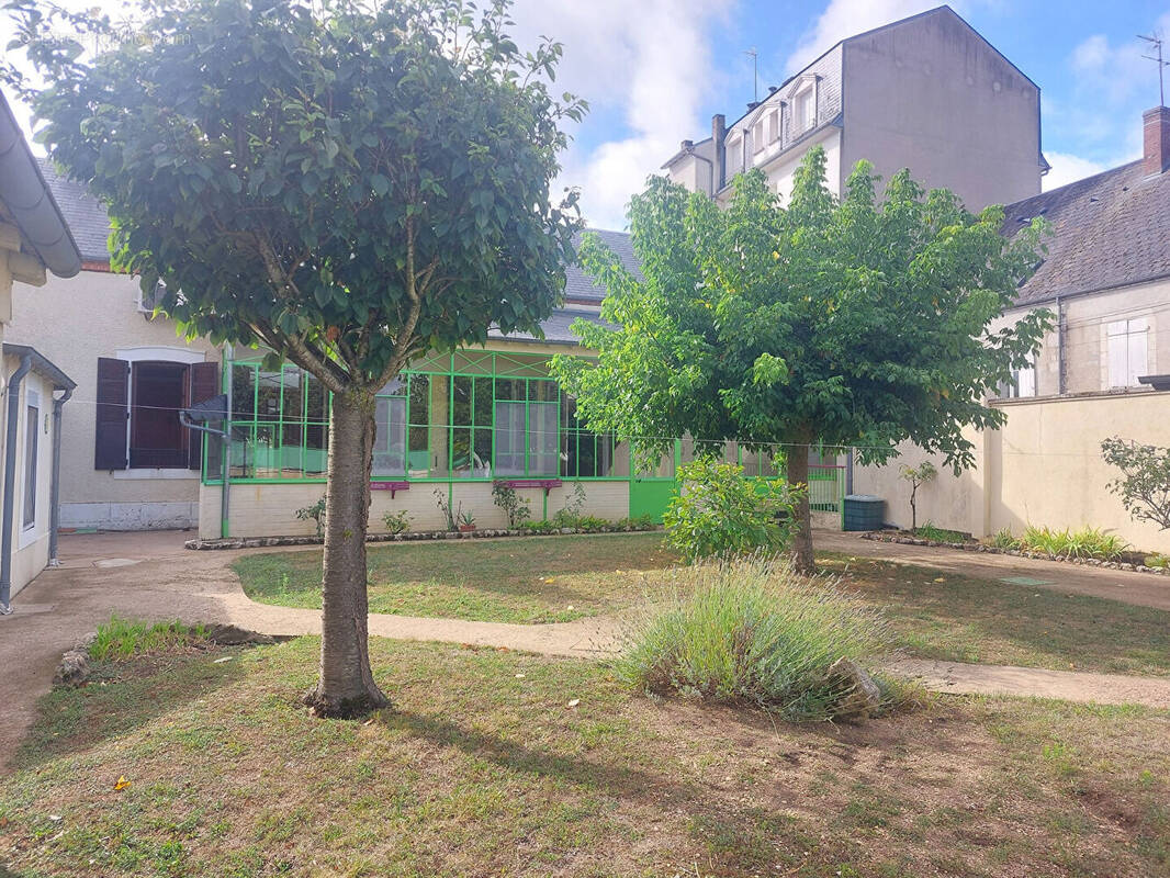 Maison à SAINT-FLORENT-SUR-CHER