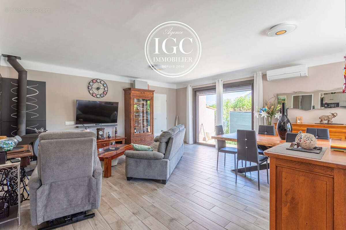 Maison à GIGNAC-LA-NERTHE