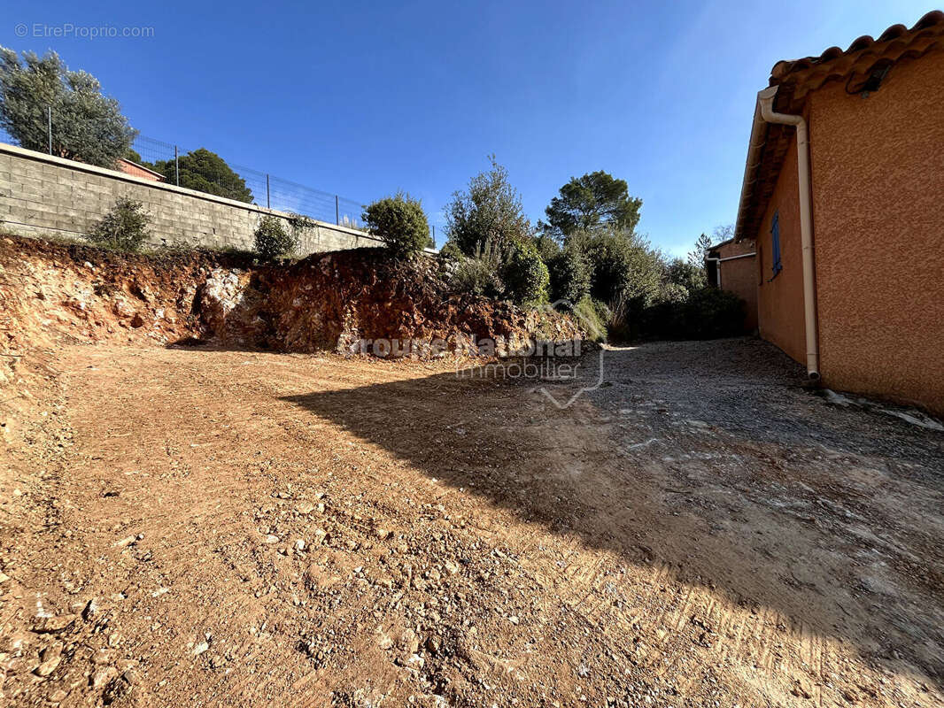 Maison à FLASSANS-SUR-ISSOLE