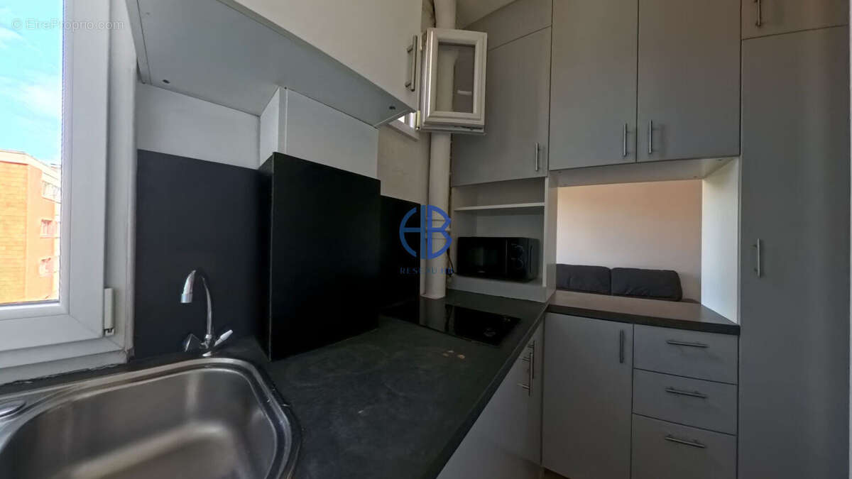 Appartement à AUBERVILLIERS