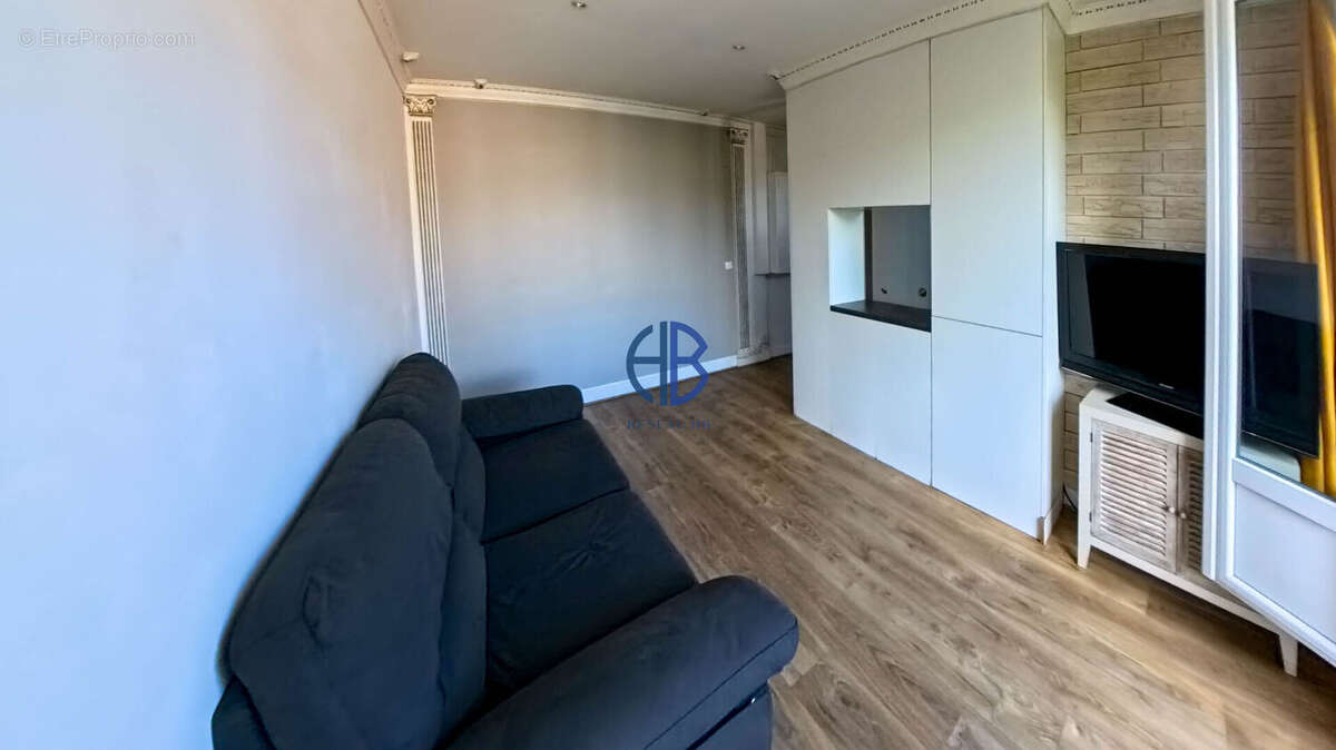 Appartement à AUBERVILLIERS