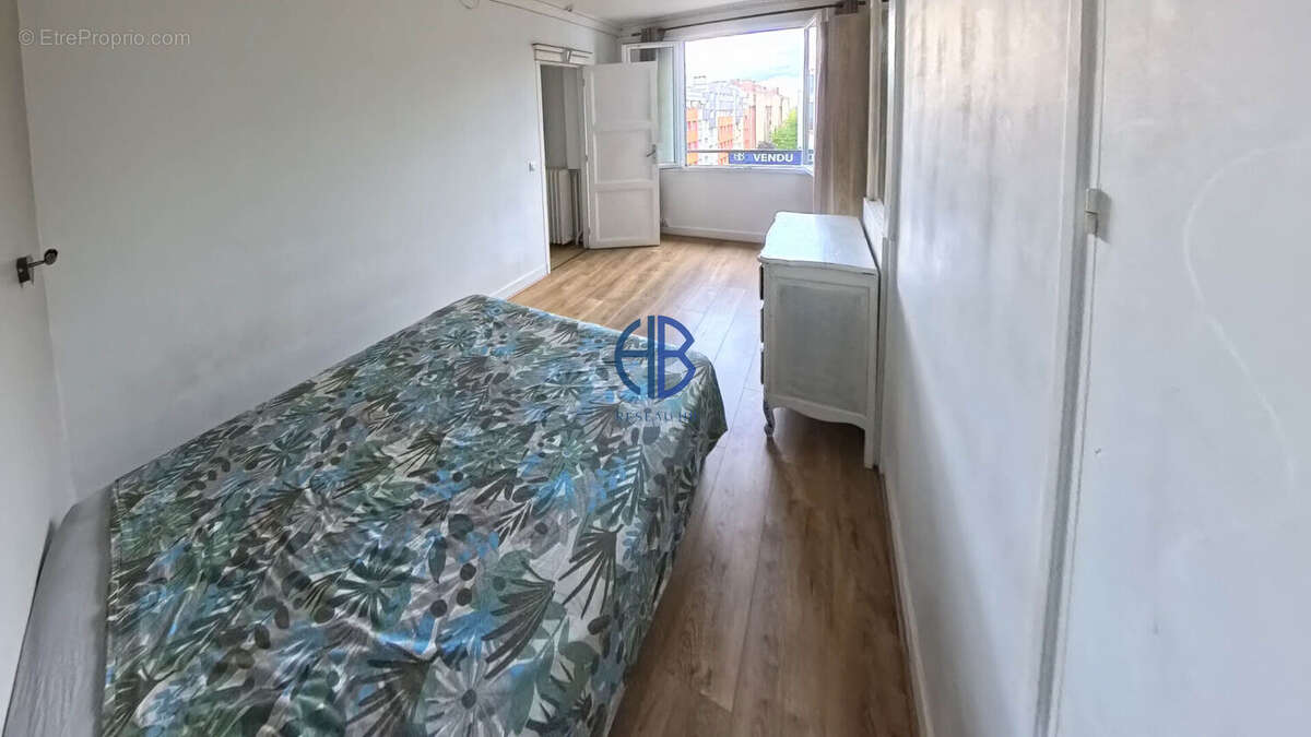 Appartement à AUBERVILLIERS