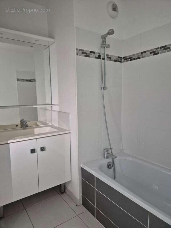 Appartement à ELANCOURT