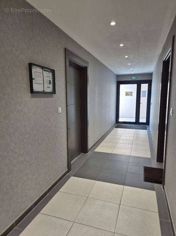 Appartement à ELANCOURT