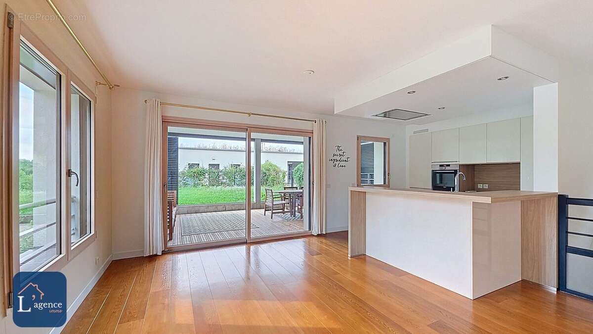 Appartement à DIVONNE-LES-BAINS