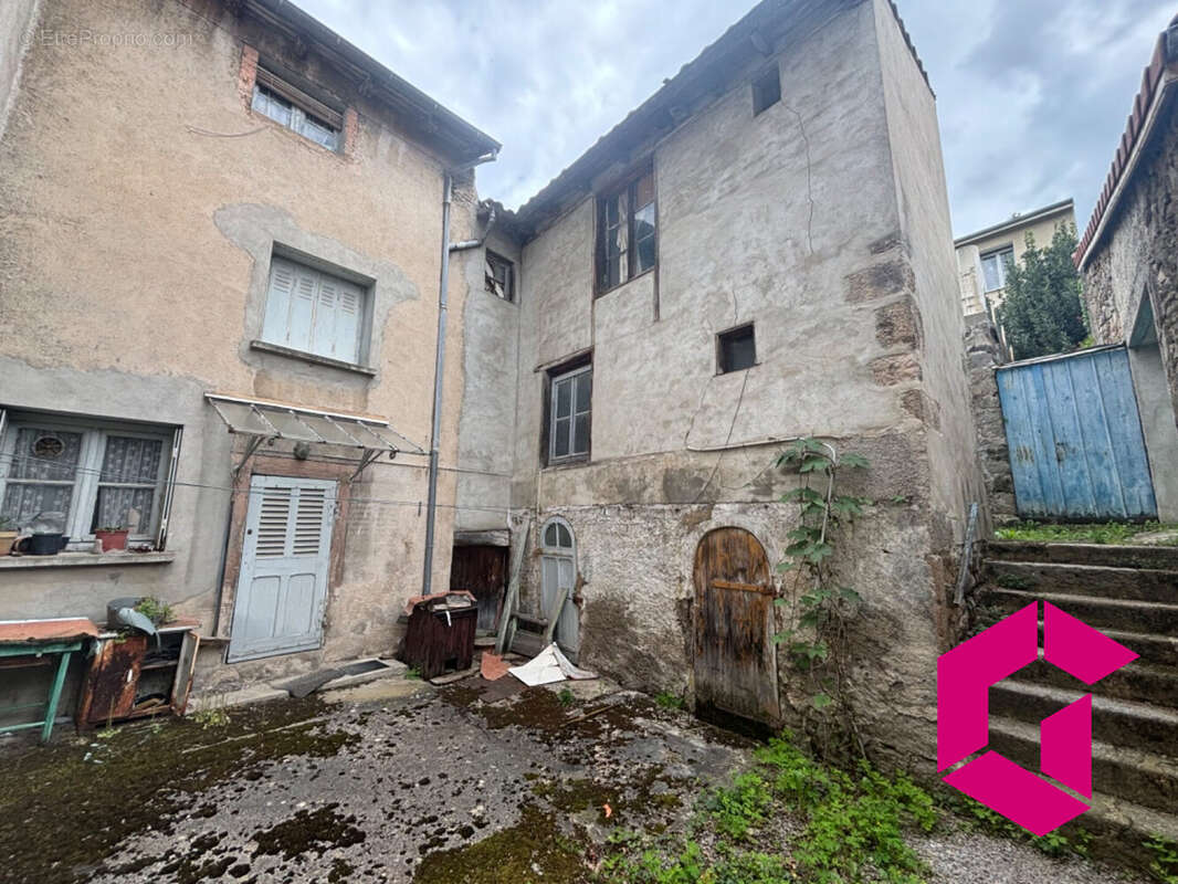 Maison à BOURG-ARGENTAL