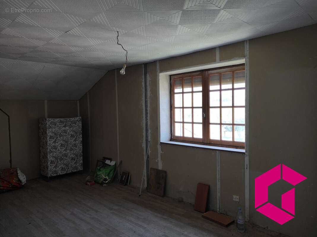 Maison à YSSINGEAUX