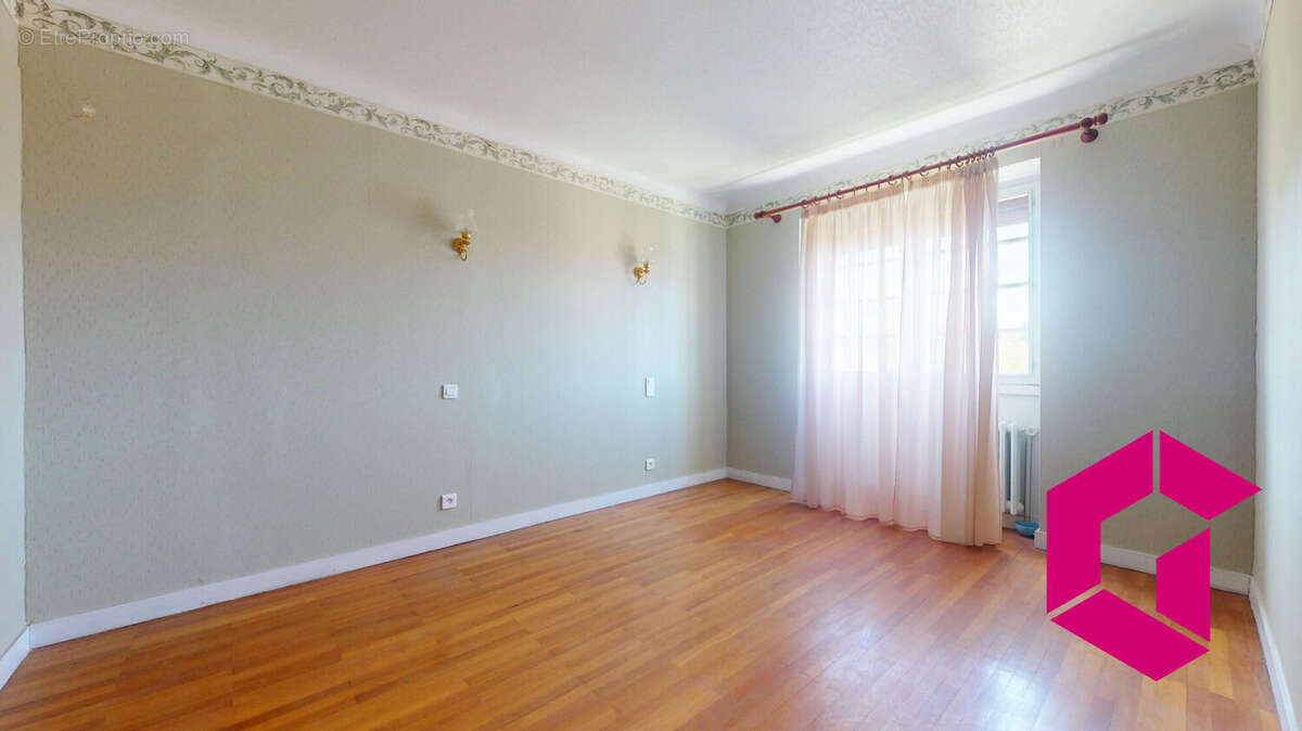 Maison à YSSINGEAUX