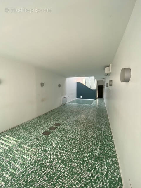 Commerce à LA ROCHELLE