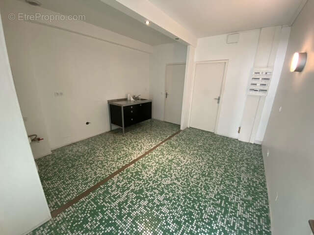 Commerce à LA ROCHELLE