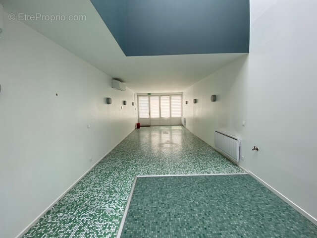 Commerce à LA ROCHELLE