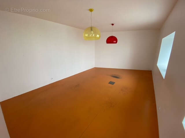 Commerce à LA ROCHELLE