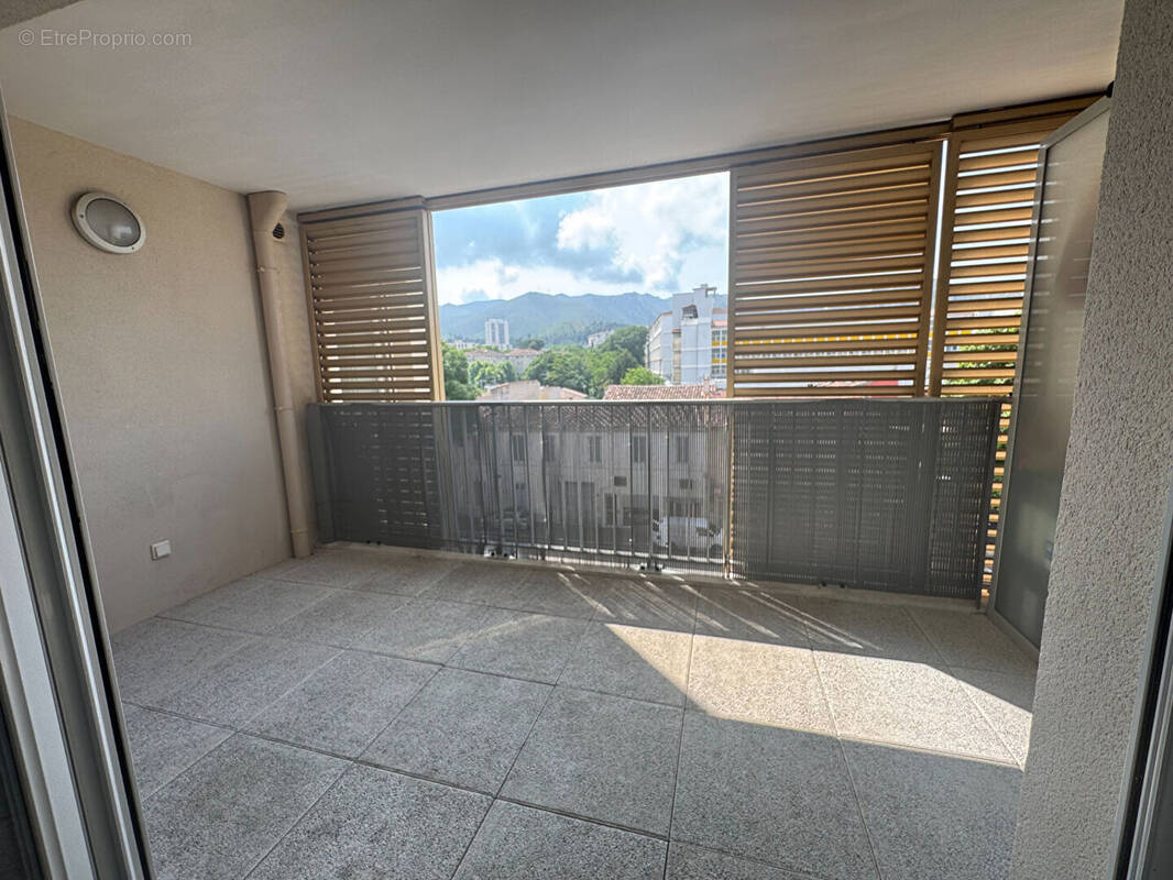 Appartement à MARSEILLE-10E