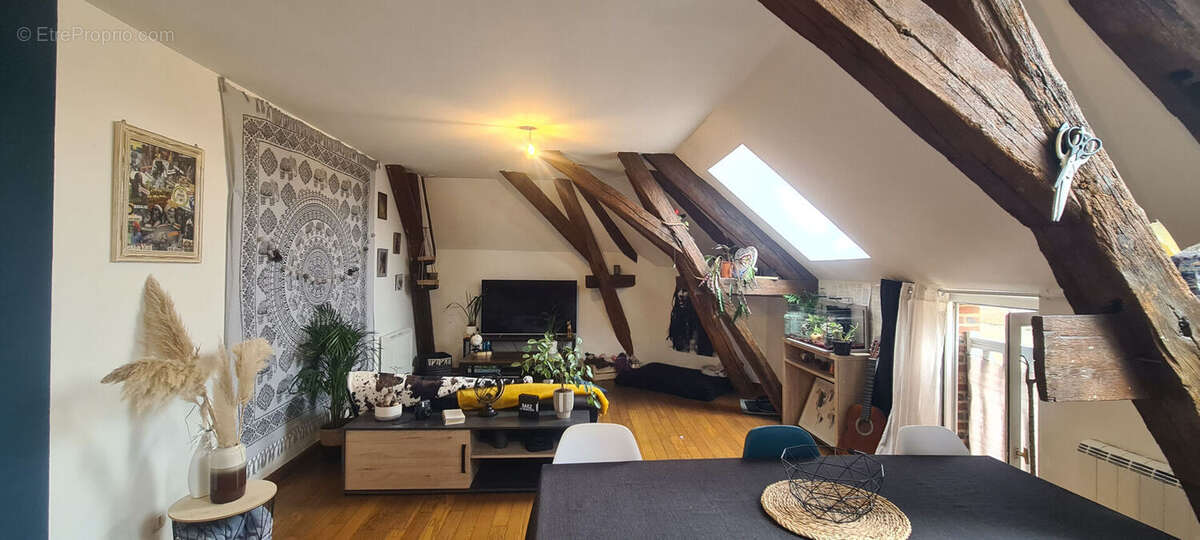 Maison à FERRIERES-EN-GATINAIS