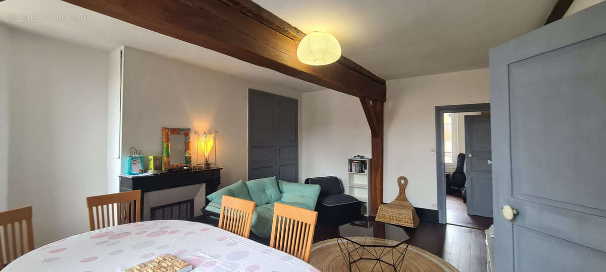 Maison à FERRIERES-EN-GATINAIS