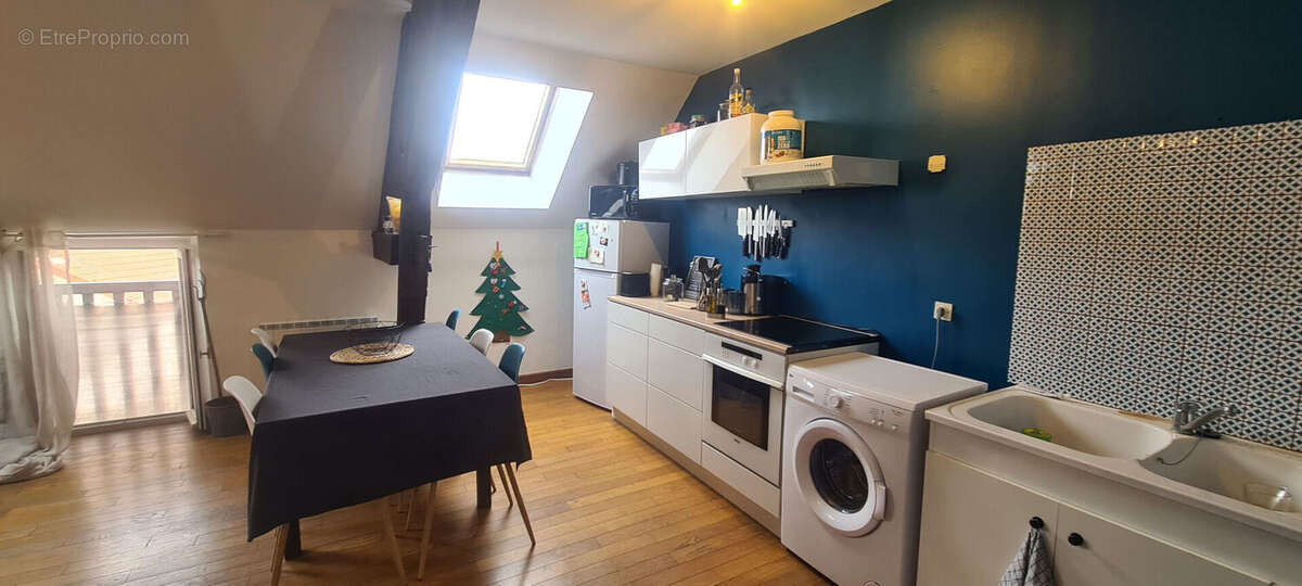 Maison à FERRIERES-EN-GATINAIS